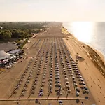 Stylish With Gorgeous Pool-beahost Lägenhet Bibione