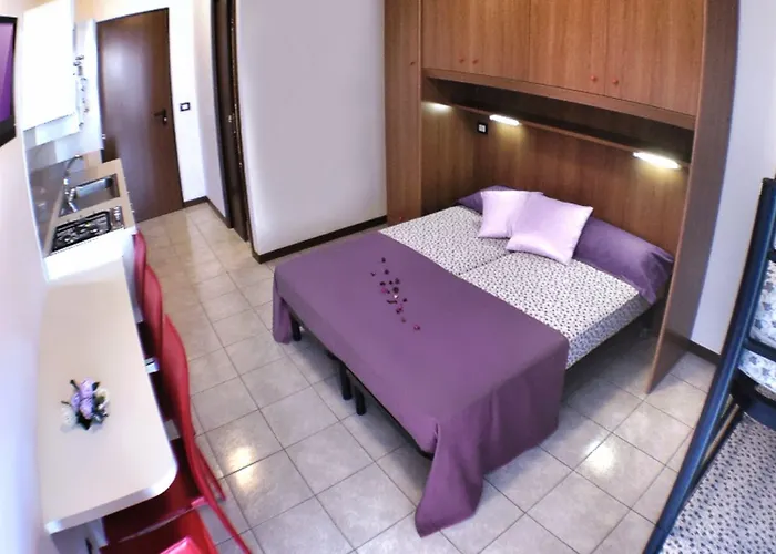 Stylish With Gorgeous Pool-beahost דירה